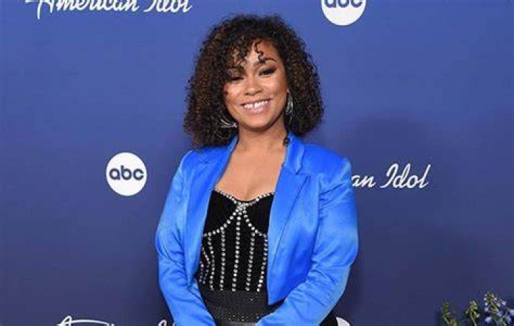 American Idol Contestant Lady K with Golden Ticket
