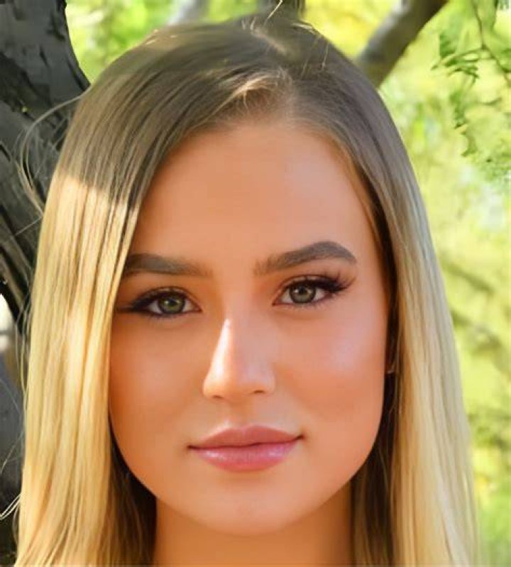 Blake Blossom Videos celebzbiography.com