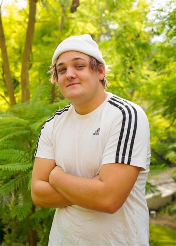 Connor Yates Biography