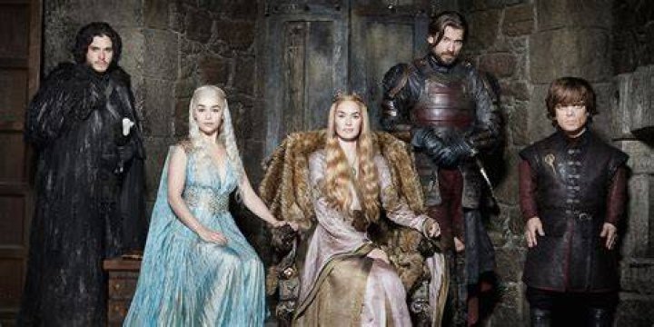 game of thrones' Sansa Stark at the end of the series.