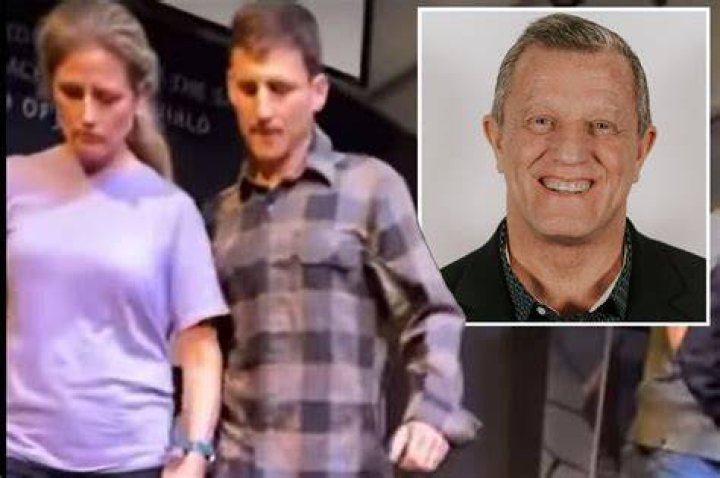 Pastor John Lowe II wife: Who is Pastor John Lowe II's married to? 1 John Lowe II