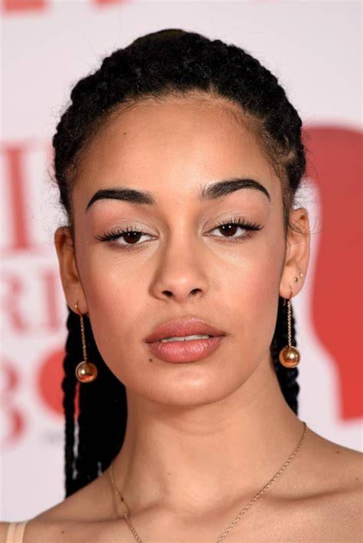 Jorja Smith Biography